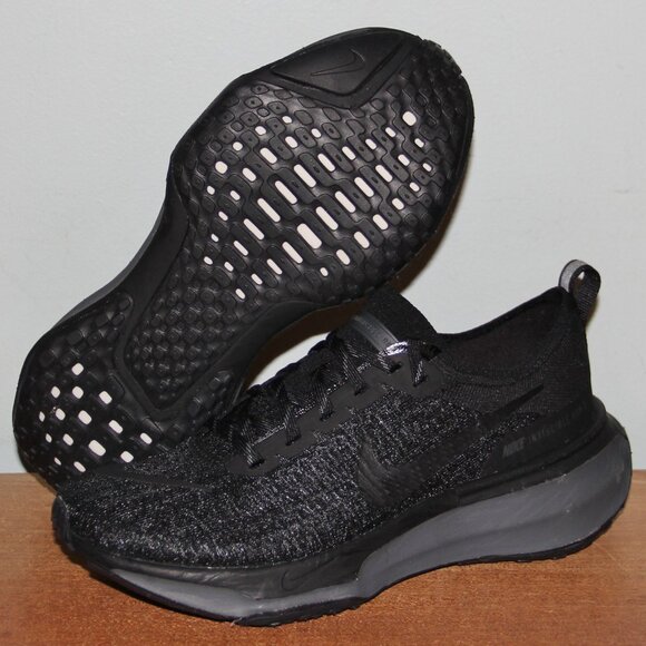 Nike ZoomX Invincible Run 3 Flyknit Running Shoes Womens 8 Black - Picture 1 of 6